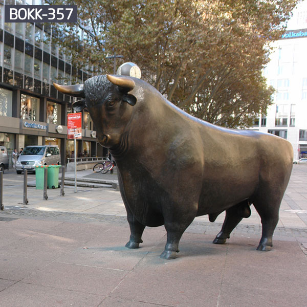 Market raging bull bronze sculpture for public commercial street decor